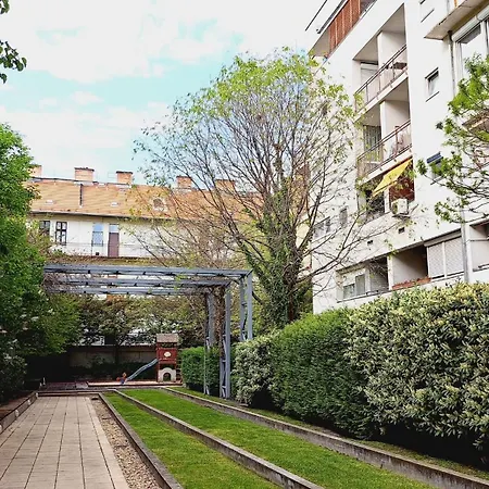 Easy Parking - Sunny - Cozy Budapest