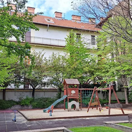 Easy Parking - Sunny - Cozy Apartament
