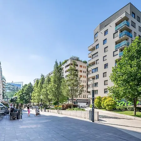 Easy Parking - Sunny - Cozy Apartament