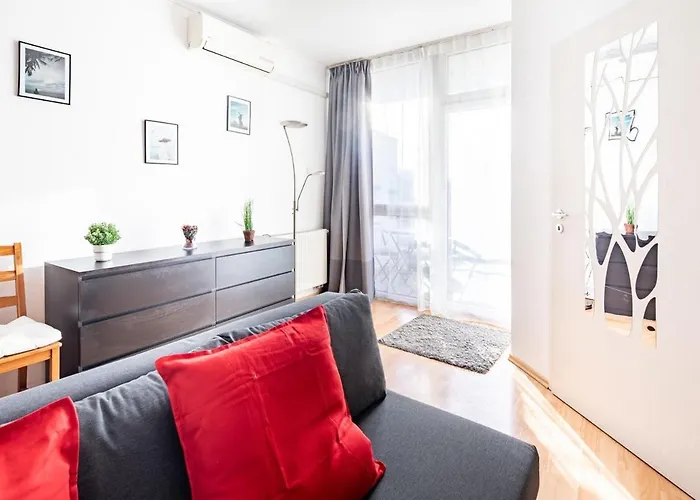 Easy Parking - Sunny - Cozy